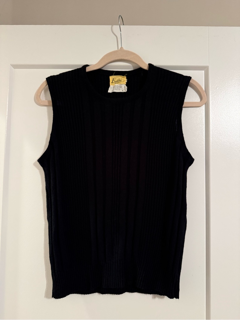 Sleeveless Ribbed Knit Tank Top - Black